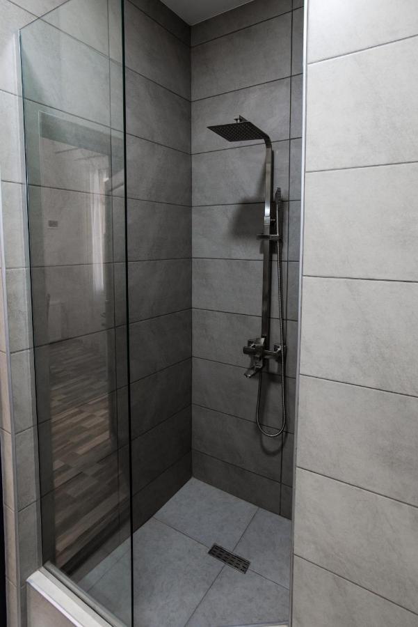 Le Méidan Residence Tbilisi Esterno foto
